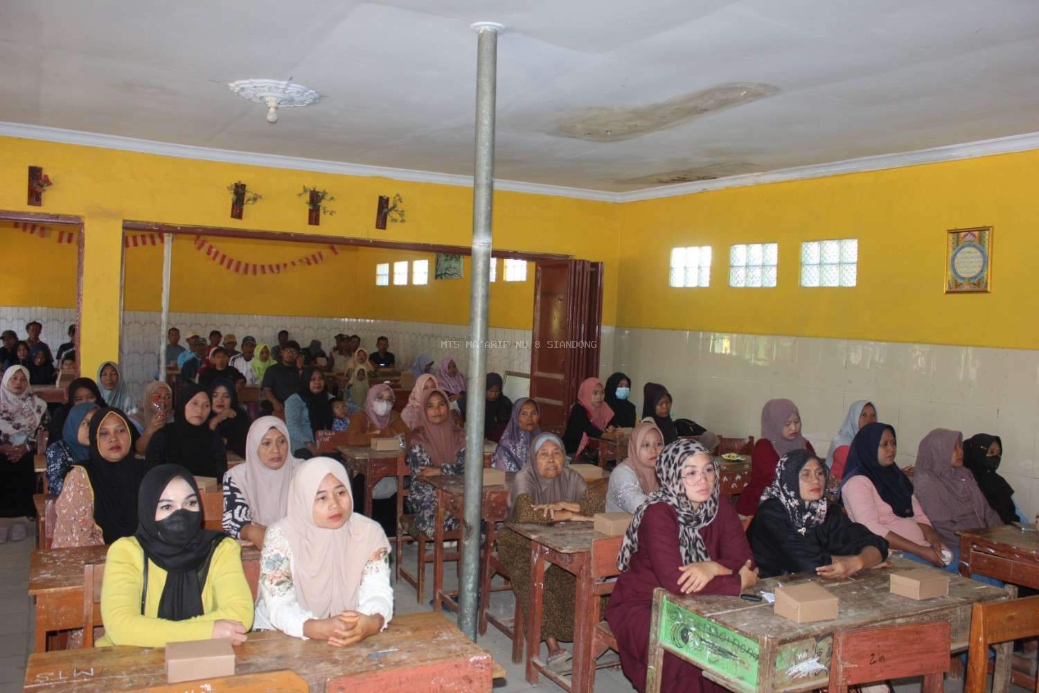 Rapat Wali Murid Kelas VII MTs Ma’arif NU 8 Siandong, Perkuat Sinergi Madrasah dan Orang Tua Tahun Ajaran 2026/2027